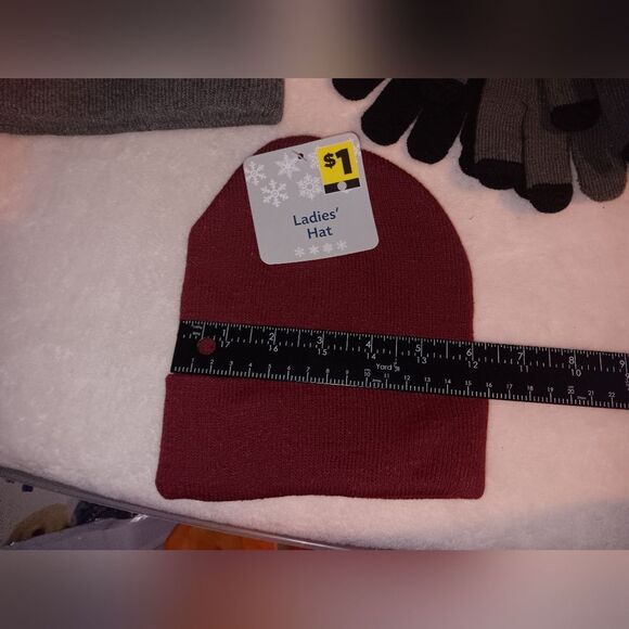 NWT Ladies One Size Winter Lot of 3 - Picture 6 of 7